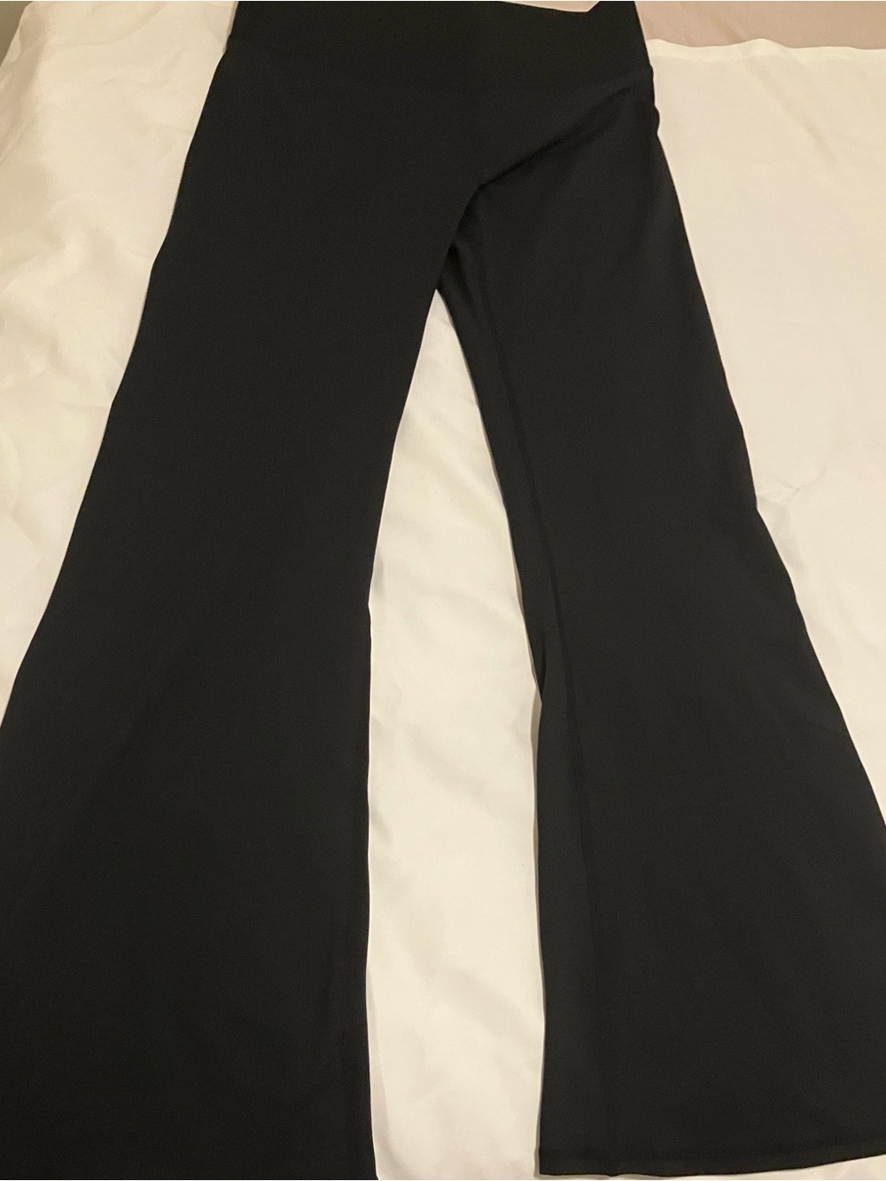 Women’s Fabletics Black Boot-Cut Active Flare Pants Tags 🏷️ On